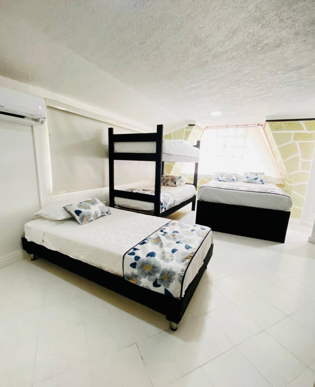Casa-posada Camell Aparthotel *
