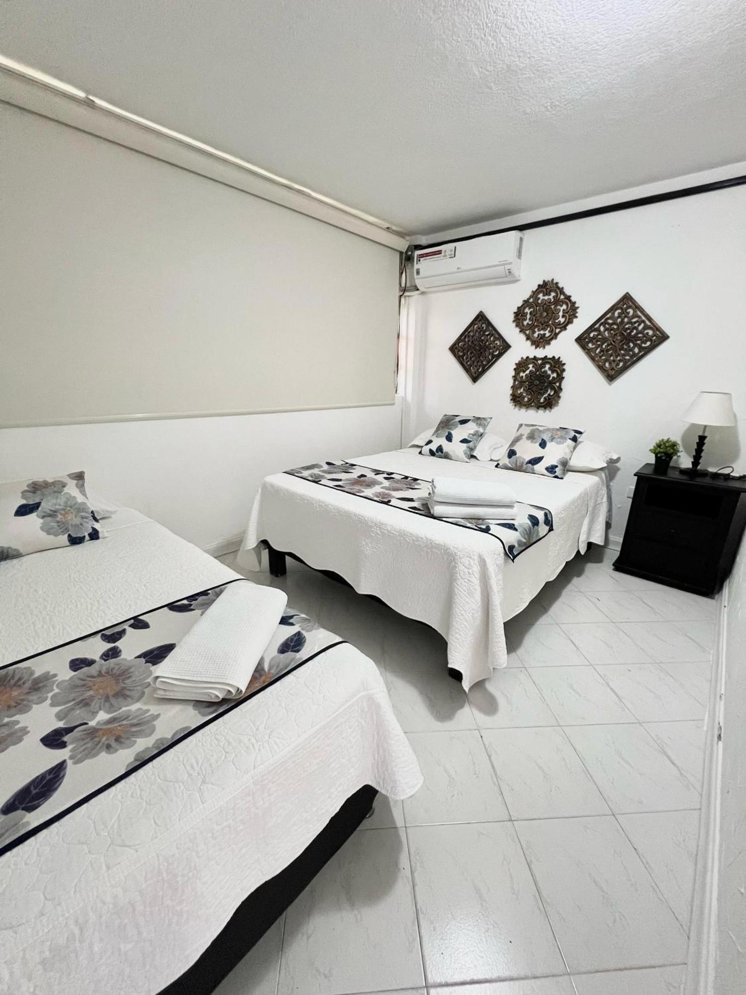 Casa-posada Camell Aparthotel